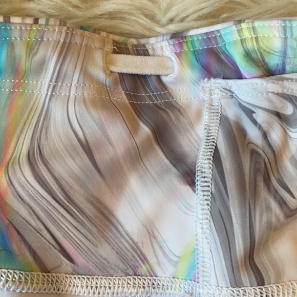 Athleta Contender opal capri crop leggings. Large Tall  Hard to Find - Picture 9 of 15